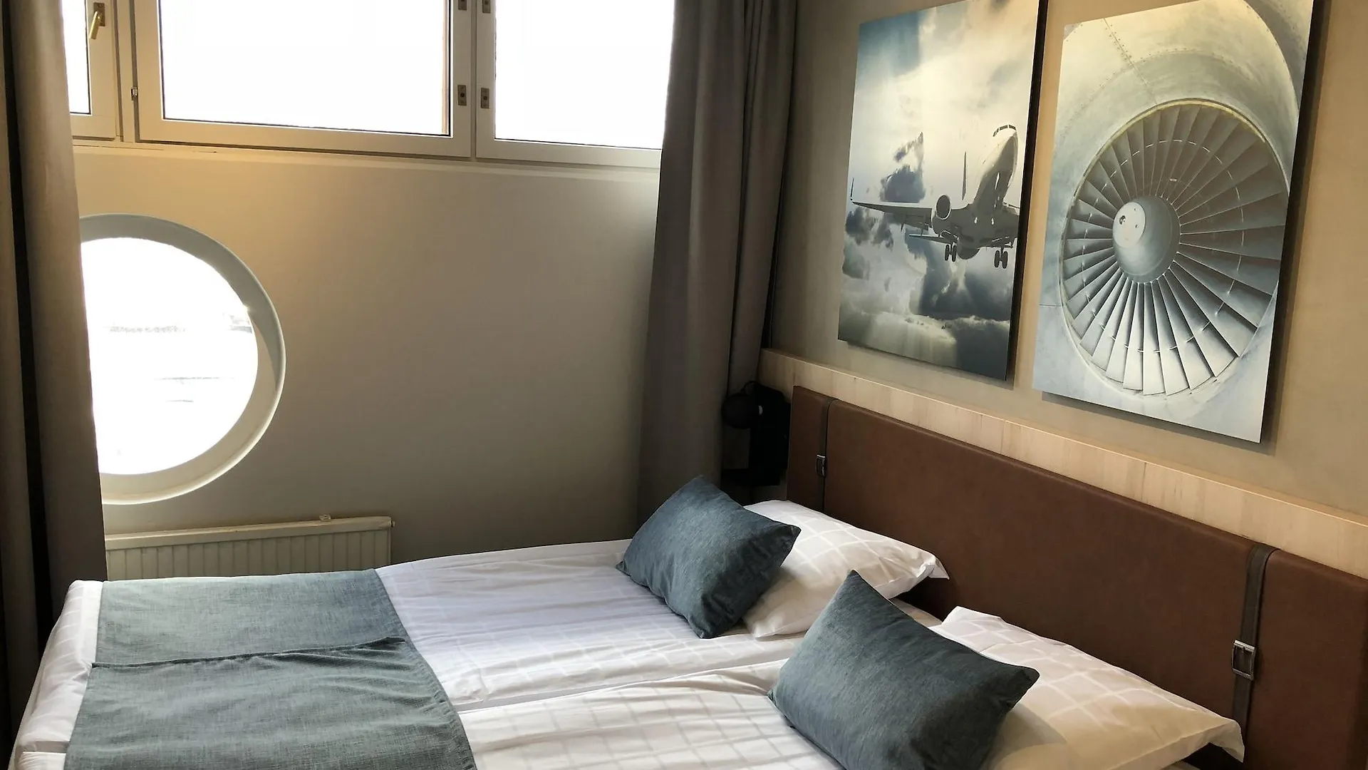 Pilot Airport Hotel Vantaa 3*,  Finland