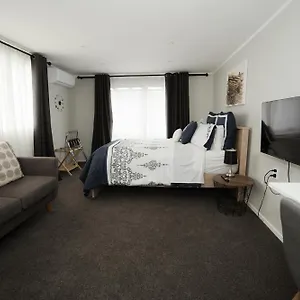 Guest house The Billy Hilton